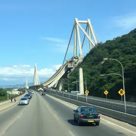 queda de passarela