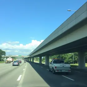Concessionária dá detalhes sobre remoção de passarela que caiu na Rodovia Fernão Dias remocao de passarela