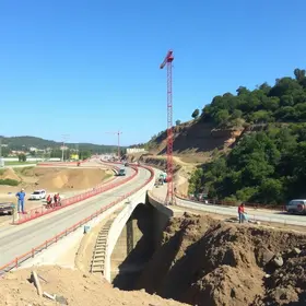 passarela na Fernão Dias