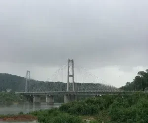içamento de passarela na Fernão Dias